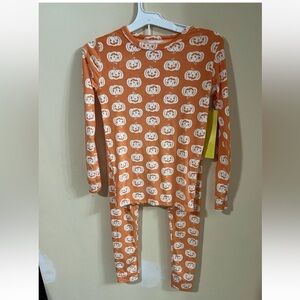 NWT 2pc Halloween Soft Long Sleeve Tight Fit Pajama Set - Cat & Jack™…#543